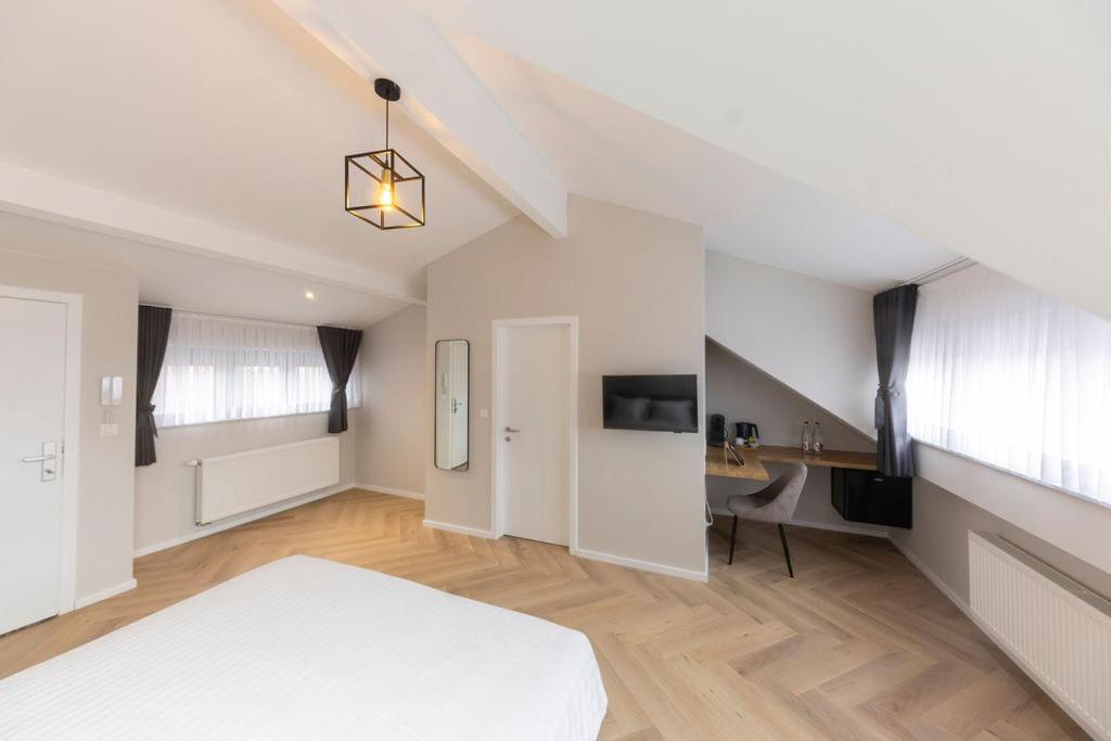 Midi Stay Brussels Exterior photo